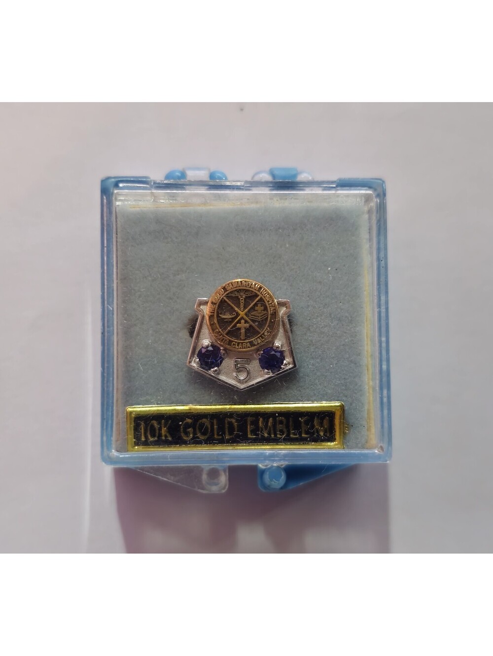 10K Gold Good Samaritan Hospital 5-Year Employee Service Pin w/ Synth Sapphires